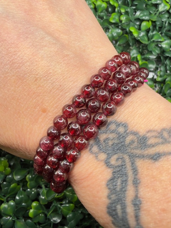 Natural Gemstone Crystals Jewelry - 5mm Natural Garnet Beaded Bracelet - January Birthstone